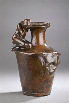Funerary urn