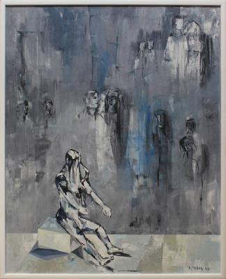 Figuren und Köpfe vor grau blauem Grund