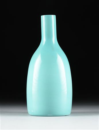 PEKING GLASS VASE