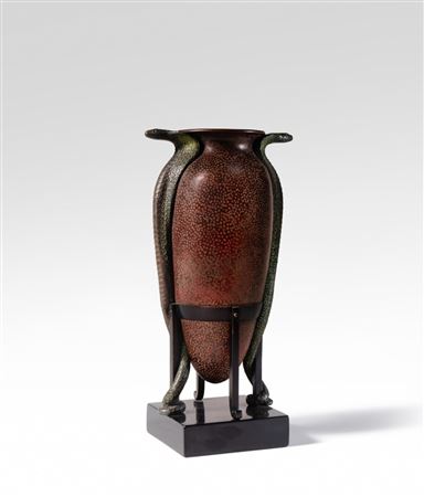 Vase with snakes
