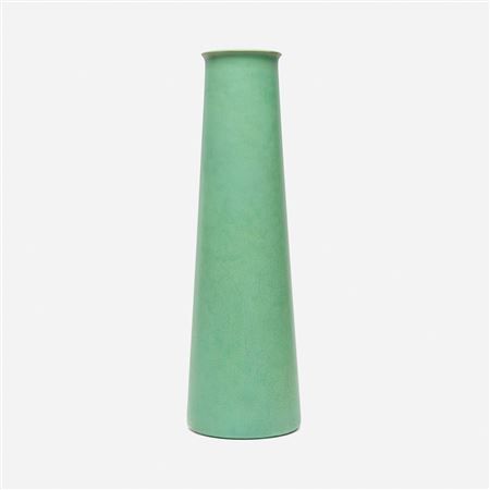 Tall vase, model 73
