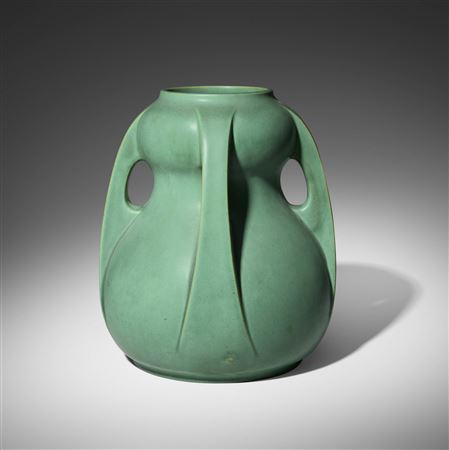 Large gourd vase, model 287A