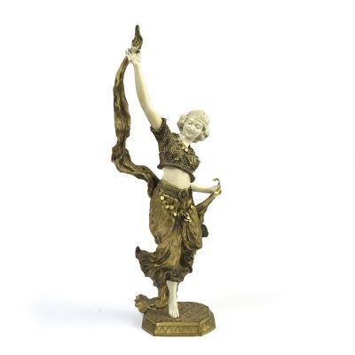 Oriental dancer