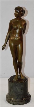 NUDE SCULPTURE