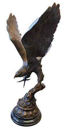 Eagle Sculpture