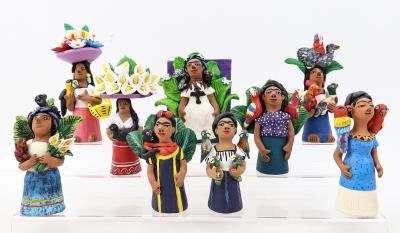Mexican pottery figures