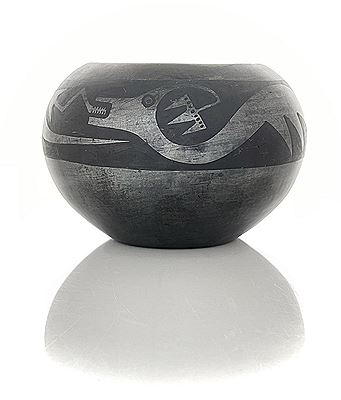SAN ILDEFONSO PUEBLO BLACKWARE POTTERY
