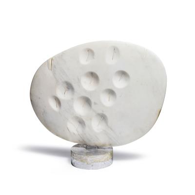 Sans titre by Alberto Guzman - Auction record, sale price, and art valuation. Compare with similar artists and explore comparable artworks.