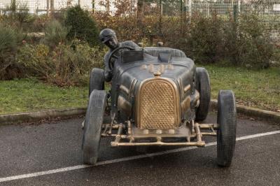Maurice Trintignant's Bugatti 51 by Christian Maas - Auction record, sale price, and art valuation. Compare with similar artists and explore comparable artworks.