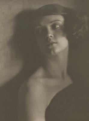 Portrait of Virginia 'Mimi' Whitehead, 1917