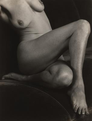 Nude (Sonya Noskowiak)