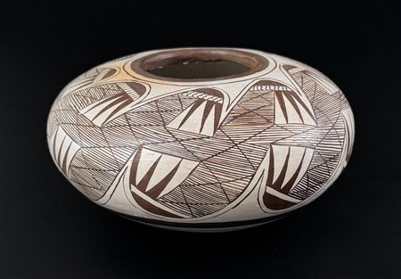 Hopi Migration Pattern Pot