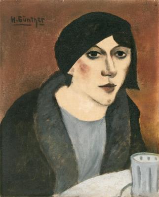Junge Frau im Café