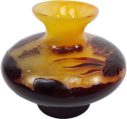 Cameo Squat Class Vase