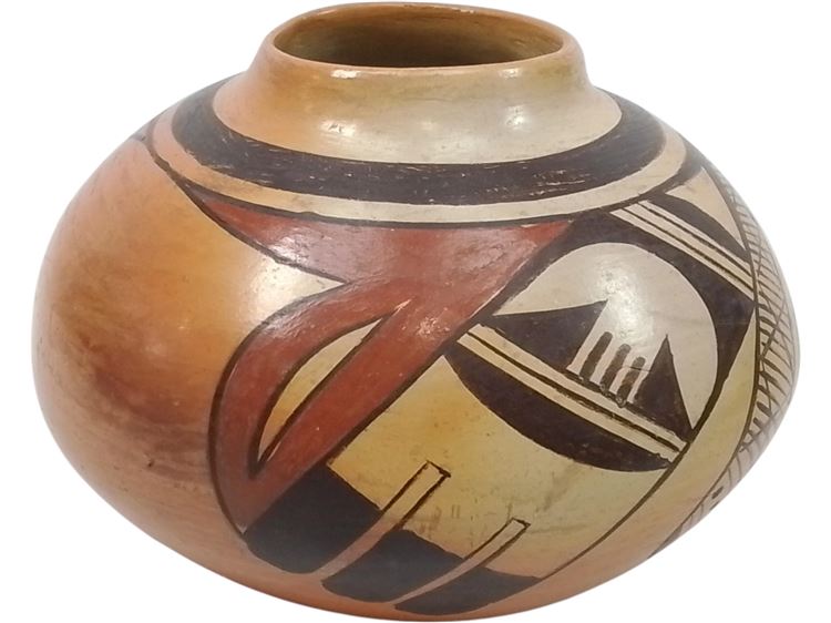 Pueblo Hopi Indian Pottery Pot