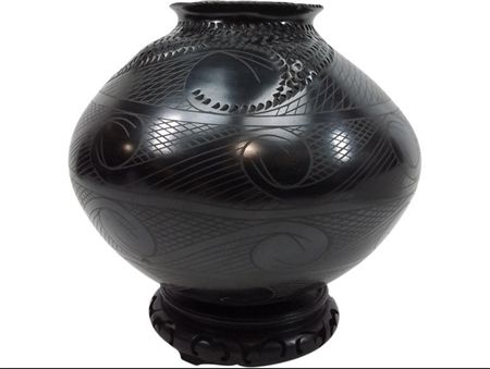 April 4th Bid Big: Treasures, Collectibles & More