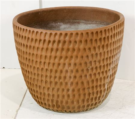 Stoneware thumbprint pot