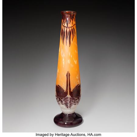 Monumental Le Verre Français Cygnes Vase