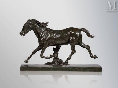 Cheval au trot
