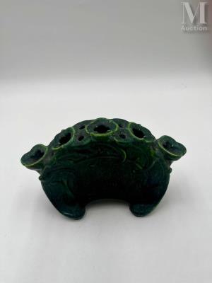 Four-legged stoneware pique-fleurs with shaded green glaze