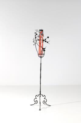 'Connubio' vase with foot by Umberto Bellotto - Auction record, sale price, and art valuation. Compare with similar artists and explore comparable artworks.
