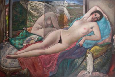 Nude with screen