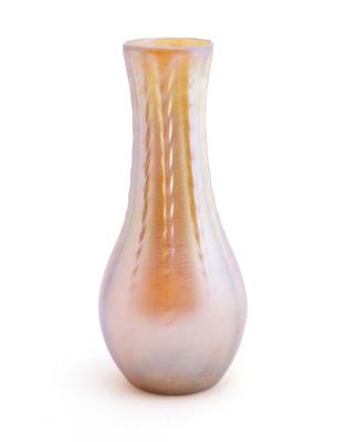 TIFFANY GOLD FAVRILE IRIDESCENT VASE