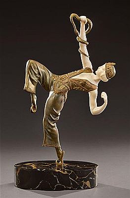 Danseuse au serpent by Samuel Lipchytz - Auction record, sale price, and art valuation. Compare with similar artists and explore comparable artworks.