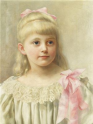 Portrait eines blonden Mädchens mit Spitzenkragen und roséfarbenen Schleifen