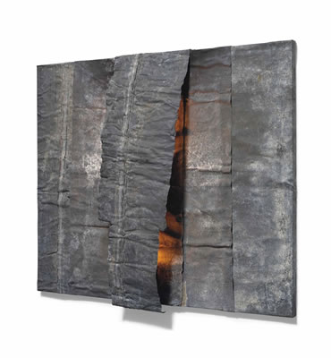 Senza titolo by Pier Paolo Calzolari - Auction record, sale price, and art valuation. Compare with similar artists and explore comparable artworks.