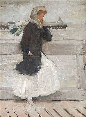 Jeune femme sur fond de mer du Nord.