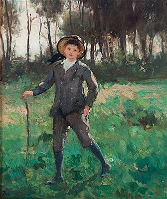 Jeune garçon dans le parc