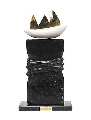 "Eclipse, TSL " , in 1994 by Noemi Sanguinetti - Auction record, sale price, and art valuation. Compare with similar artists and explore comparable artworks.