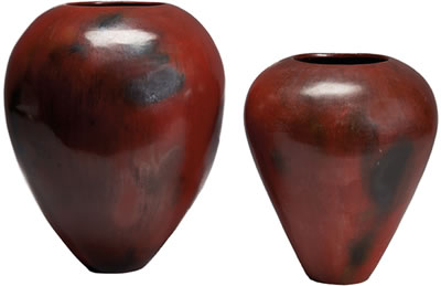 Lot of 2 Navajo Polished Jars by Alice Cling - Auction record, sale price, and art valuation. Compare with similar artists and explore comparable artworks.