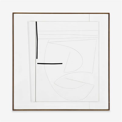 Linear Motif in Black and White
