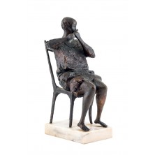 Mujer tocando la flauta travesera by Jose Carrilero - Auction record, sale price, and art valuation. Compare with similar artists and explore comparable artworks.