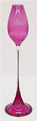 Red Tulpanglas Tulip Vase 1957 by Nils Landberg - Auction record, sale price, and art valuation. Compare with similar artists and explore comparable artworks.