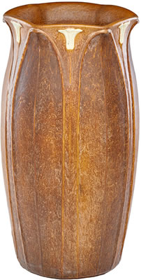 Rare and exceptional two-color massive floor vase with leaves and flowers