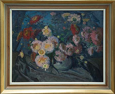 STILL LIFE OF CHRYSANTHEMUMS IN A VASE