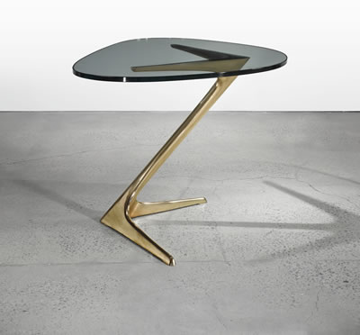 "UNICORN" TABLE, MODEL NO. 7050