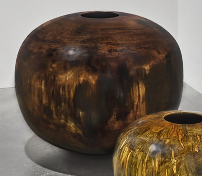 MONUMENTAL VESSEL
