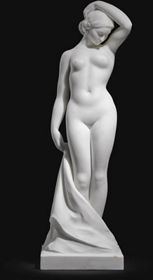 FEMME AU BAIN