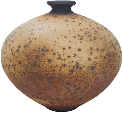 Vase by Otto & Vivika Heino - Auction record, sale price, and art valuation. Compare with similar artists and explore comparable artworks.