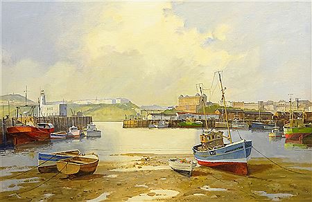 LOW TIDE SCARBOROUGH HARBOUR