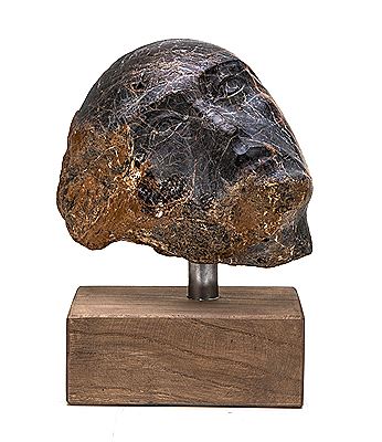Syntetic portrait V by Jakub Gorski - Auction record, sale price, and art valuation. Compare with similar artists and explore comparable artworks.
