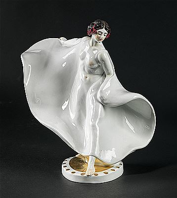 “Dancer Loie Fuller”