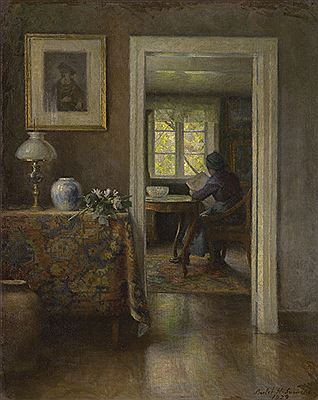 Interieur mit lesender Frau