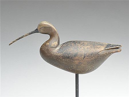 Curlew carved in the Walter Brady style