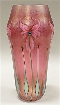 Beautiful pink iridescent floral art glass vase