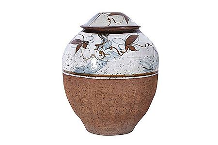 Massive Urn